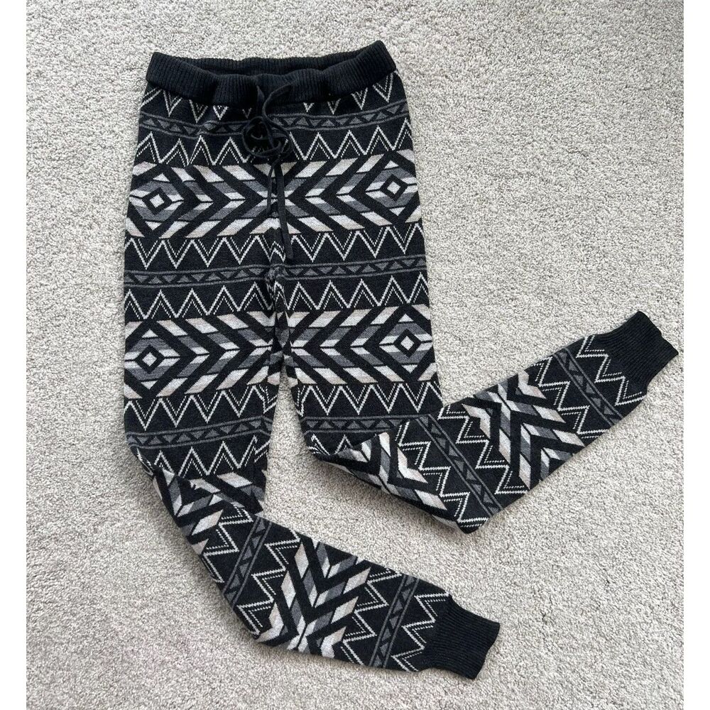 NWOT American Eagle Sweatpants Size S
